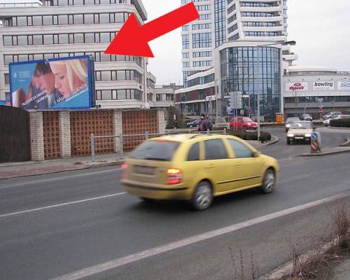 781081 Billboard, Olomouc (Jeremenkova - obchodní a komerční zóna)