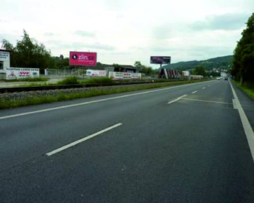 1111077 Billboard, Zlín (u hlavní ulice Vizovická výjezd z centra Zlína-  směr Vizovice Příluky)